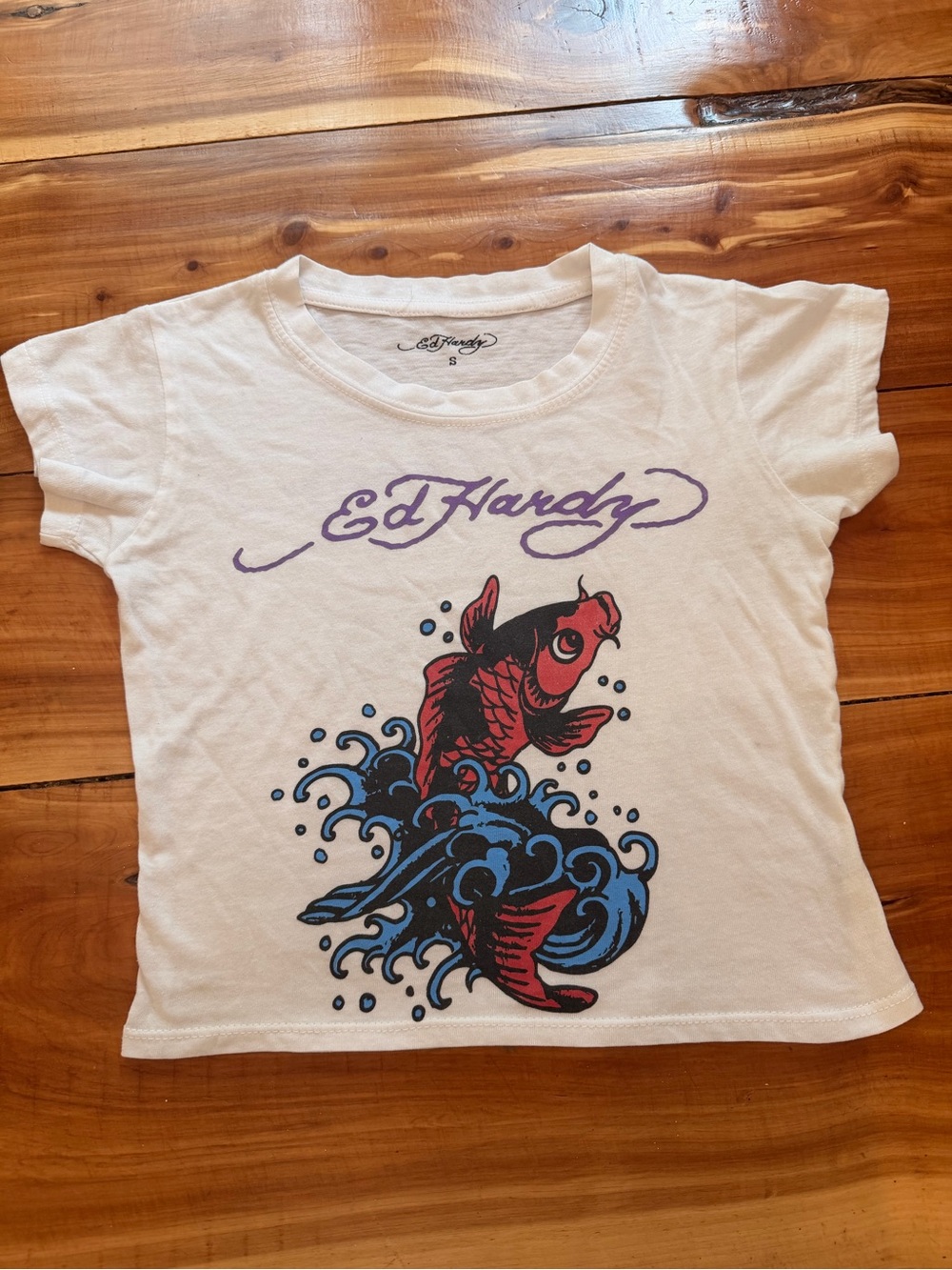 Ed Hardy Baby Tee Size Small, Koi Fish, 100% Cotton 🐟❤️ Y2K